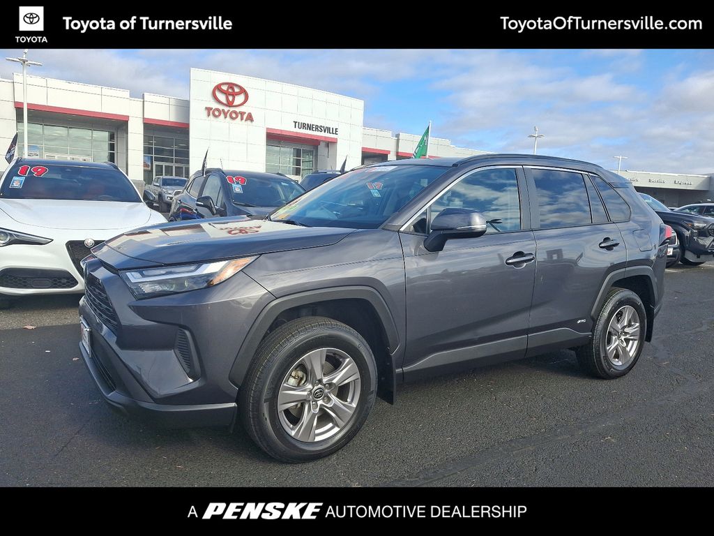 2022 Toyota RAV4 XLE -
                Turnersville, NJ