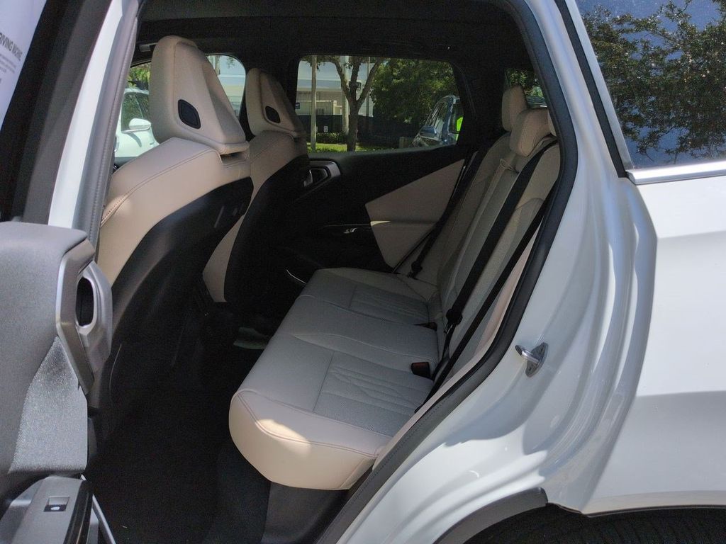New 2026 White BMW 30 xDrive image 14
