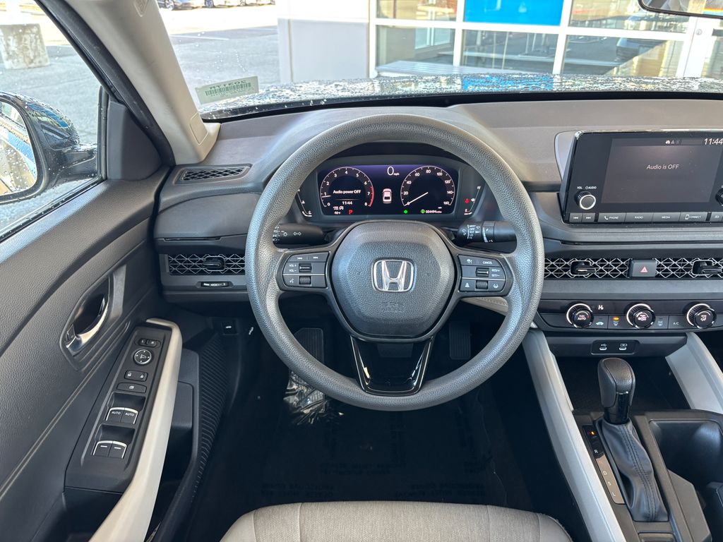 Thumbnail: 2023 Honda Accord - 10