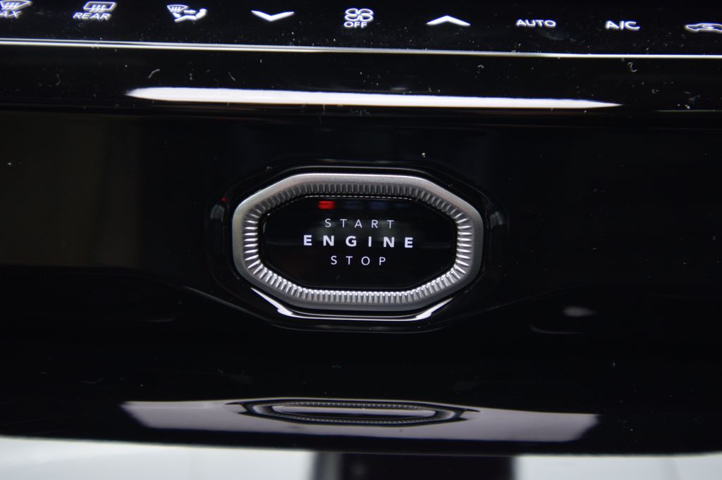 new 2026 Jeep Grand Cherokee car, priced at $46,442