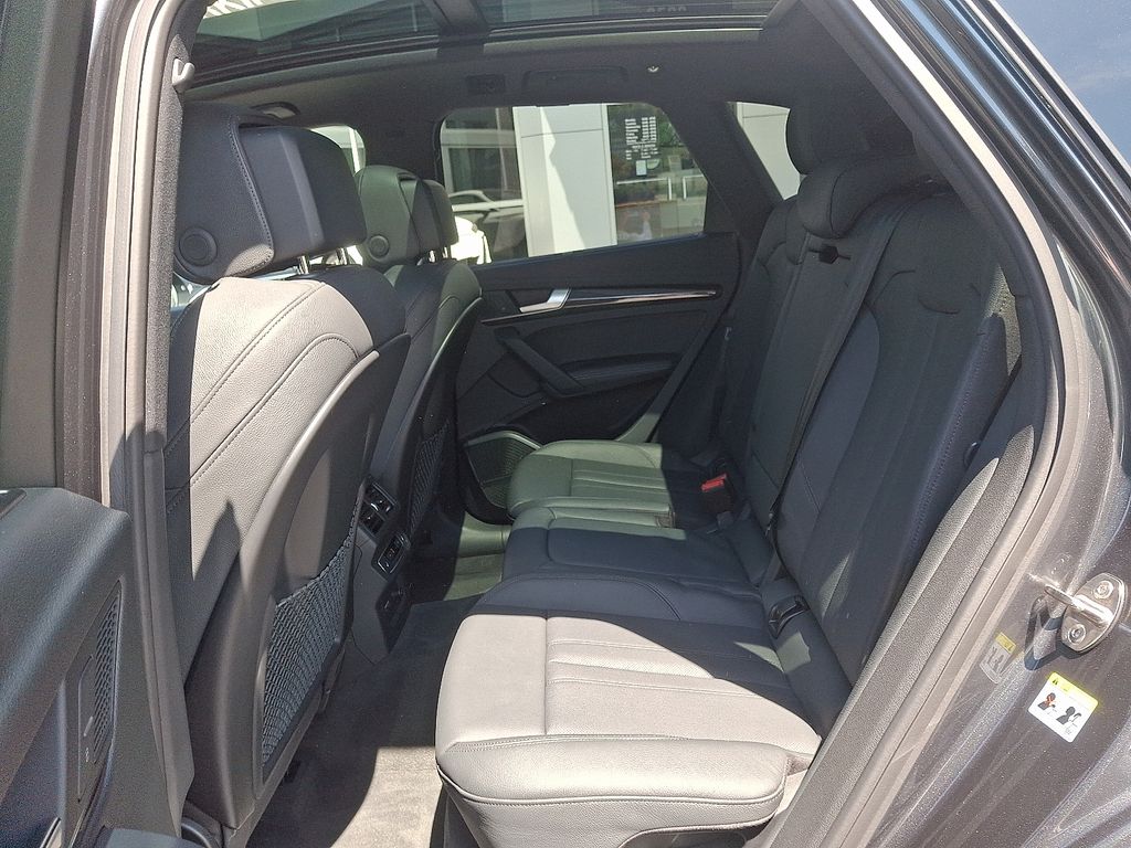 2020 Audi SQ5 Prestige 10