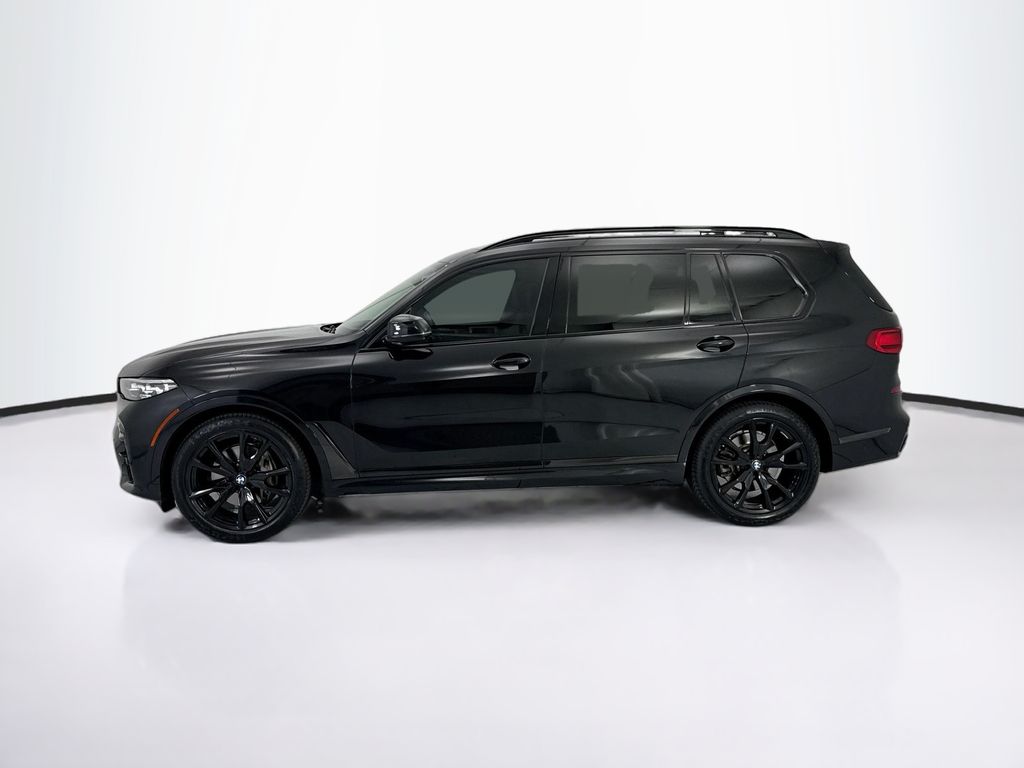 Thumbnail: 2021 BMW X7 - 8