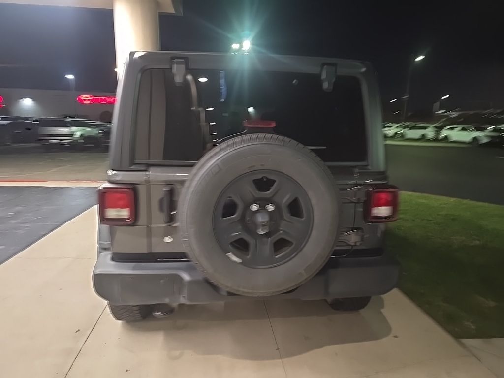 Thumbnail: 2020 Jeep Wrangler - 3