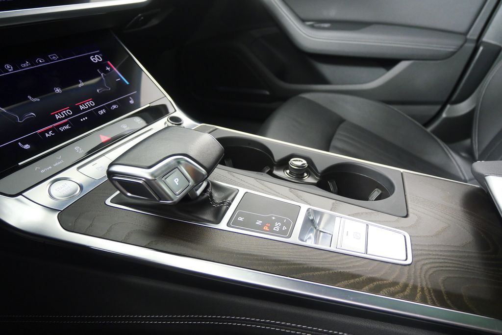 Thumbnail: 2020 Audi A6 - 25