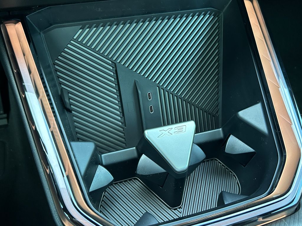 Thumbnail: 2026 BMW X3 - 28