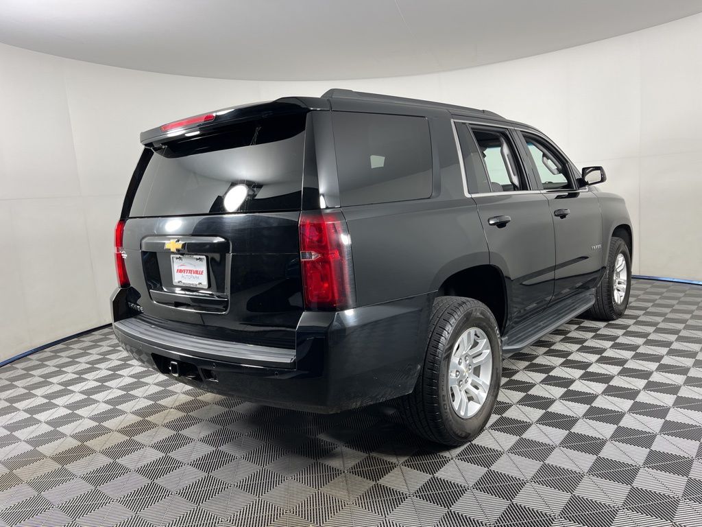 Thumbnail: 2017 Chevrolet Tahoe - 5