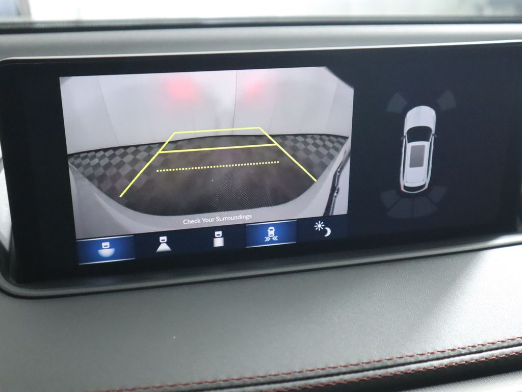 Thumbnail: 2022 Acura MDX - 16