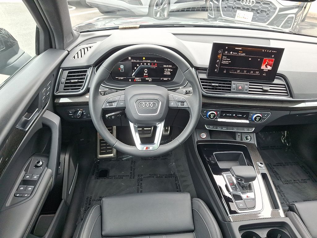 Thumbnail: 2023 Audi SQ5 - 11