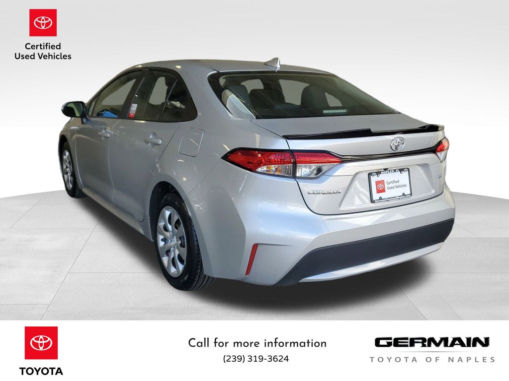 2022 Toyota Corolla LE photo 7