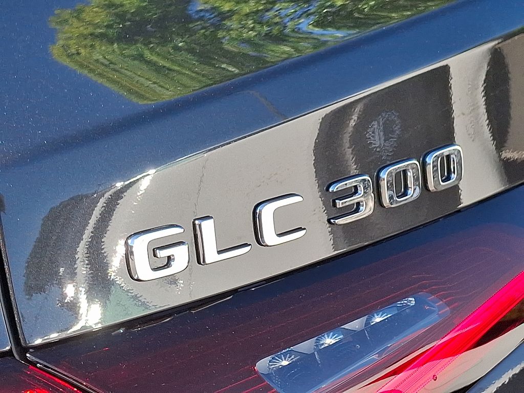 Thumbnail: 2026 Mercedes-Benz GLC - 23