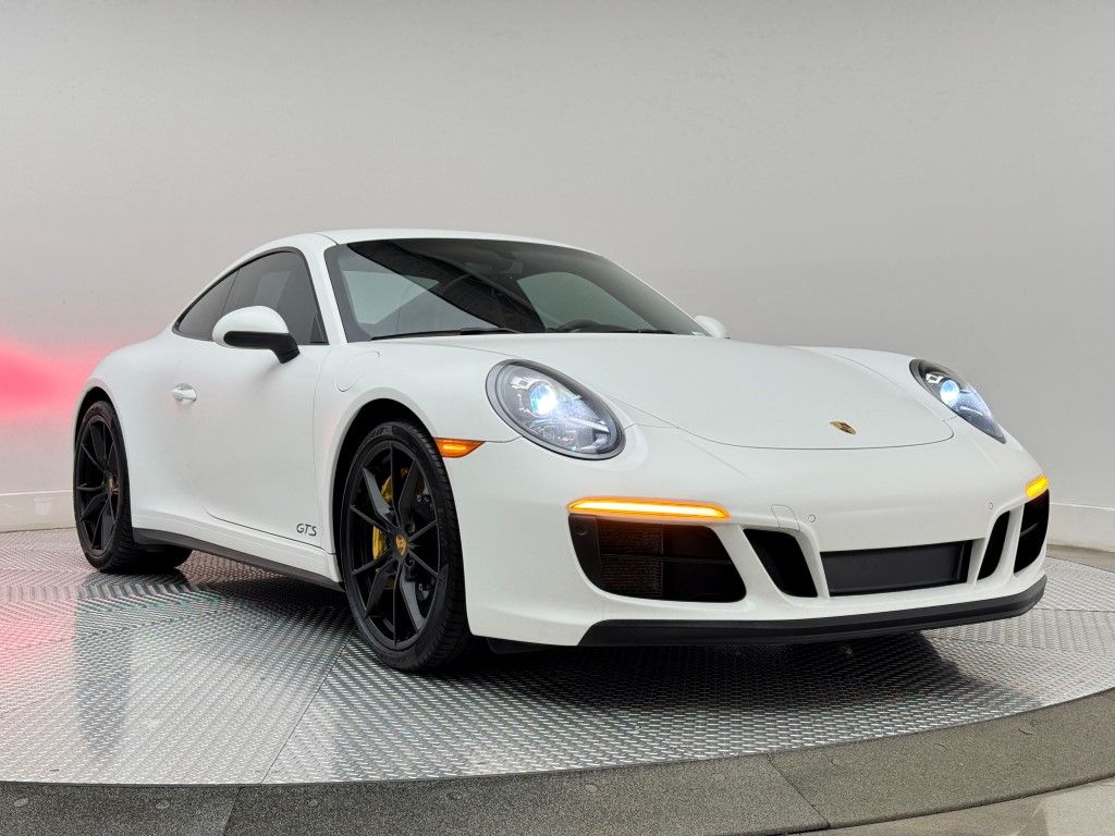 Thumbnail: 2019 Porsche 911 - 2