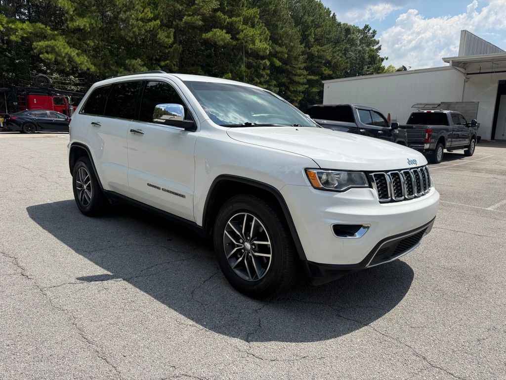 Bright White Clearcoat 2018 Jeep Grand Cherokee SUV / Crossover 4X2 8-Speed Automatic