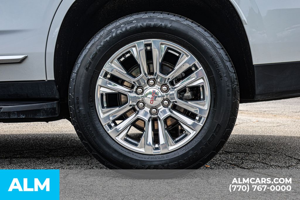 Used 2025 White GMC Denali image 17