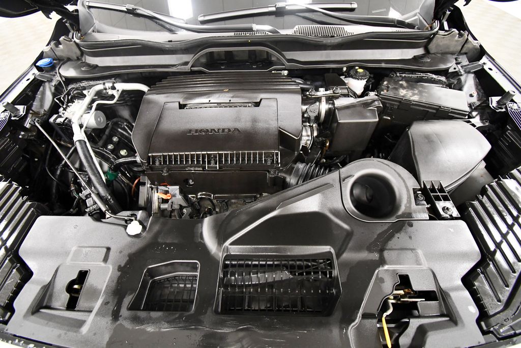 Used 2025 Honda Pilot SUV