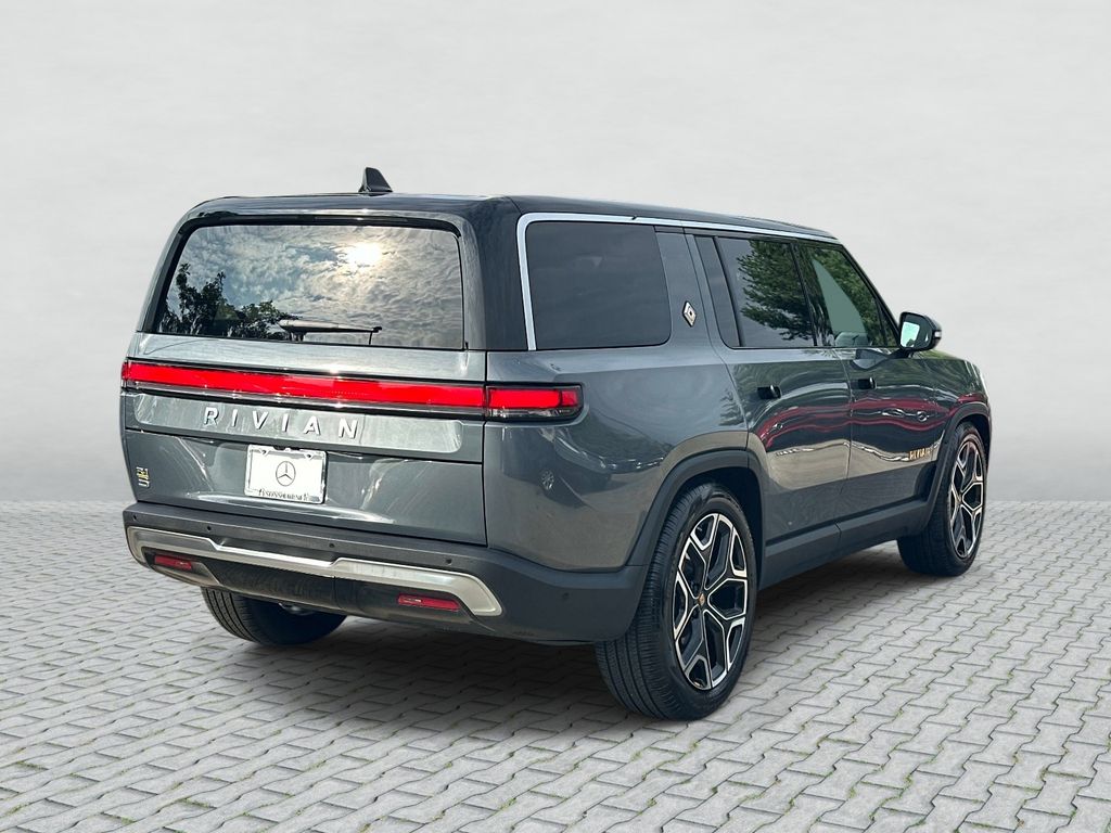 Thumbnail: 2022 Rivian R1S - 5