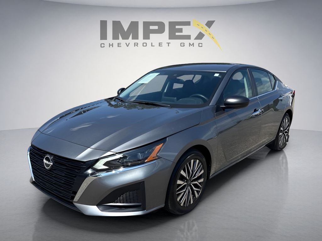 Gray (Gun Metallic) 2025 Nissan Altima Sedan Front-Wheel Drive Continuously Variable Transmission