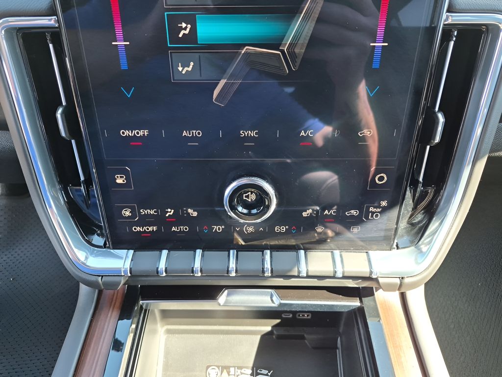 Used Car 2025 Gmc Yukon Xl  Denali For Sale Under $80,000 In Austin, Texas