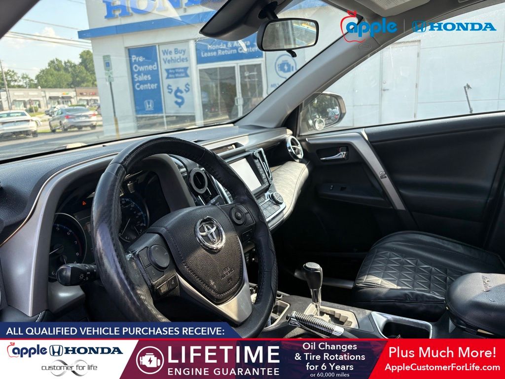 2017 Toyota RAV4 XLE