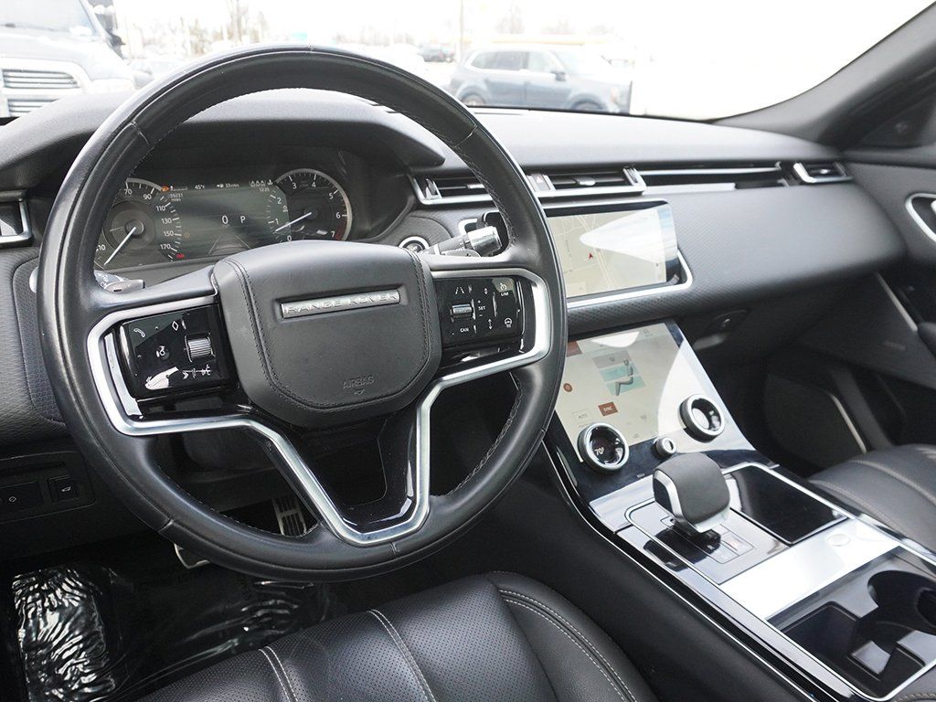 Used 2023 White Land Rover HST image 44