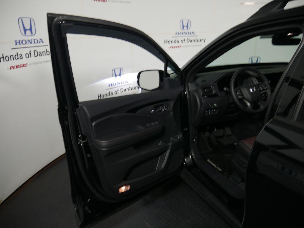 Thumbnail: 2025 Honda Ridgeline - 11