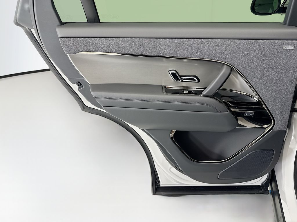 Thumbnail: 2026 Land Rover Range Rover Sport - 25