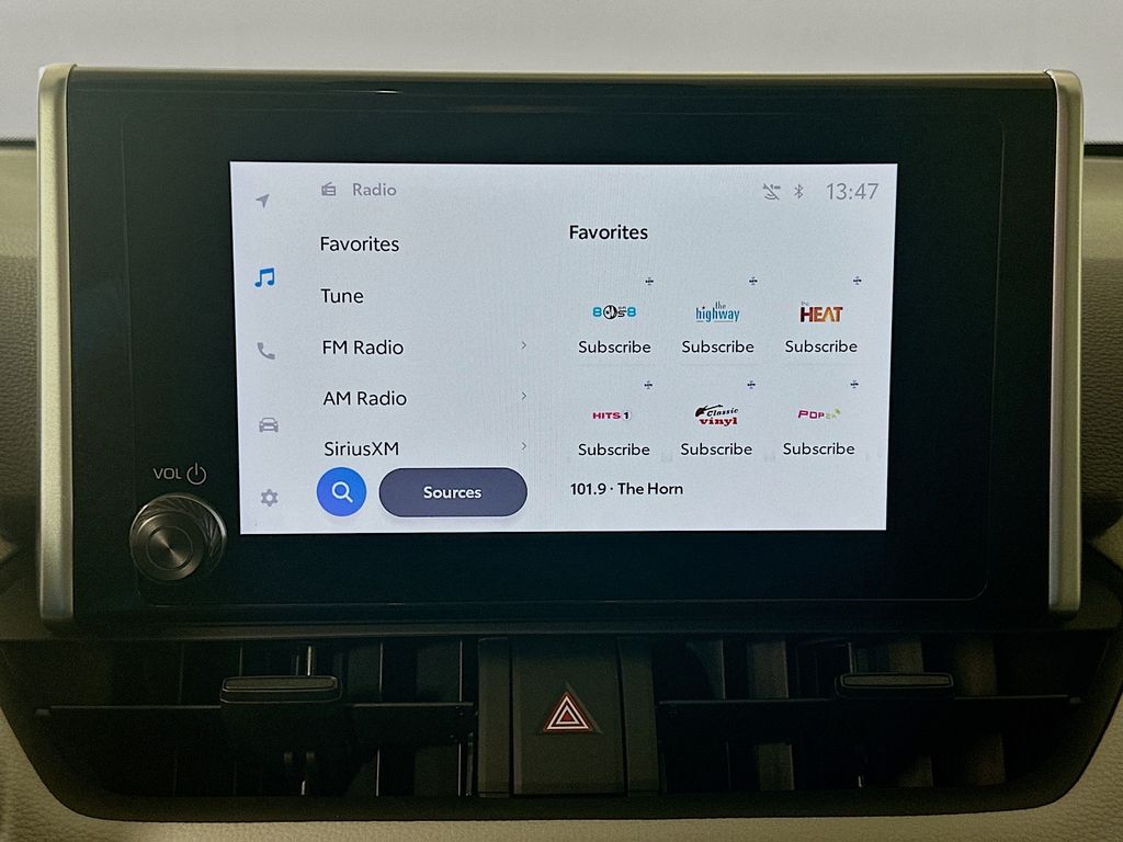 Thumbnail: 2025 Toyota RAV4 - 15