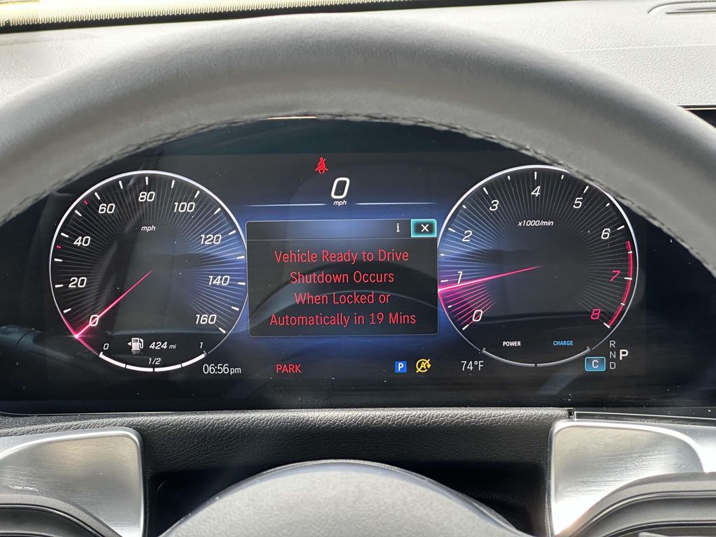 2025 Mercedes-Benz GLB 250 25
