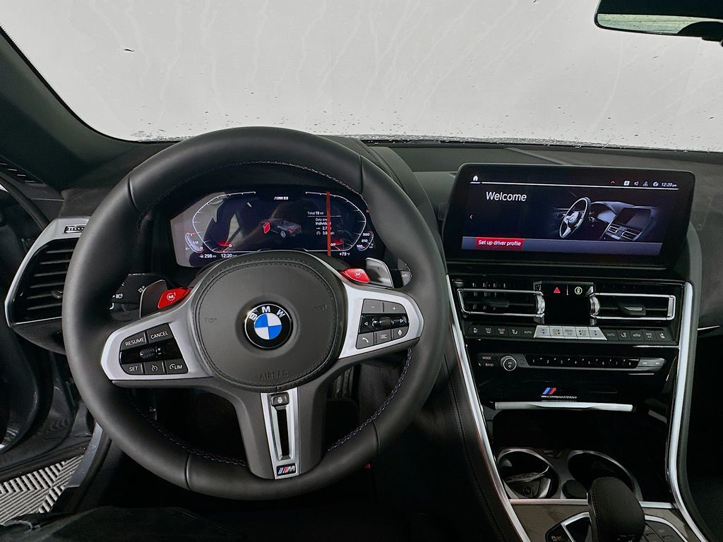 Thumbnail: 2025 BMW M8 - 10
