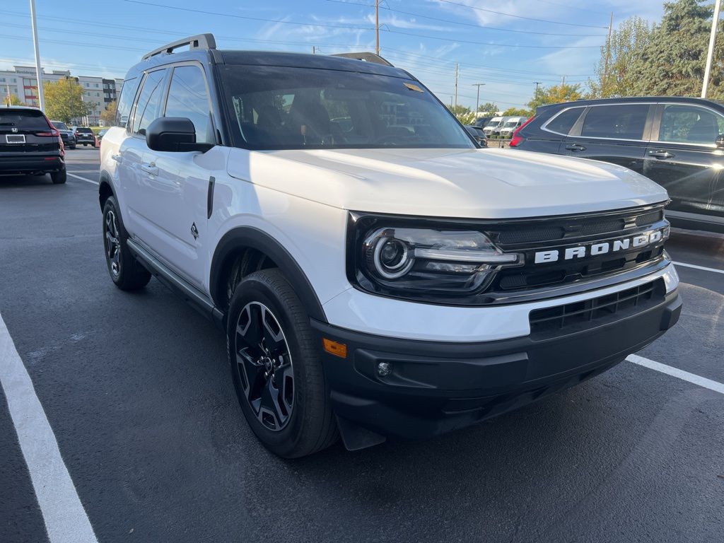 Thumbnail: 2022 Ford Bronco Sport - 4