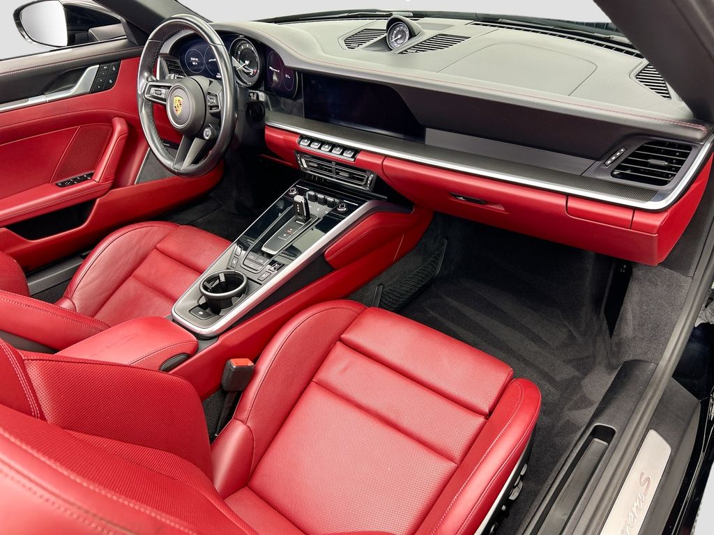 Thumbnail: 2023 Porsche 911 - 20