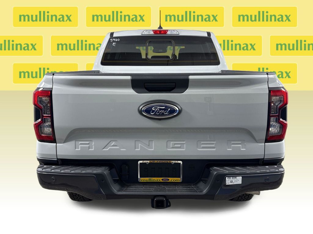 New 2026 White Ford XLT image 9