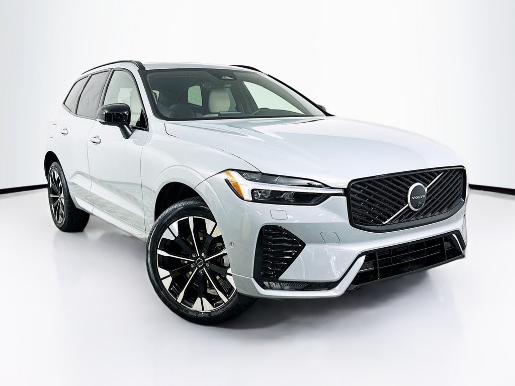 2026 Volvo XC60 B5 Plus