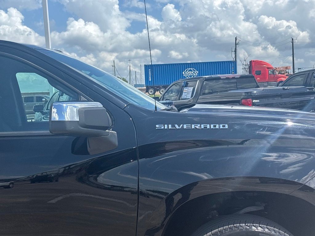2023 Chevrolet Silverado 1500 LT - 8