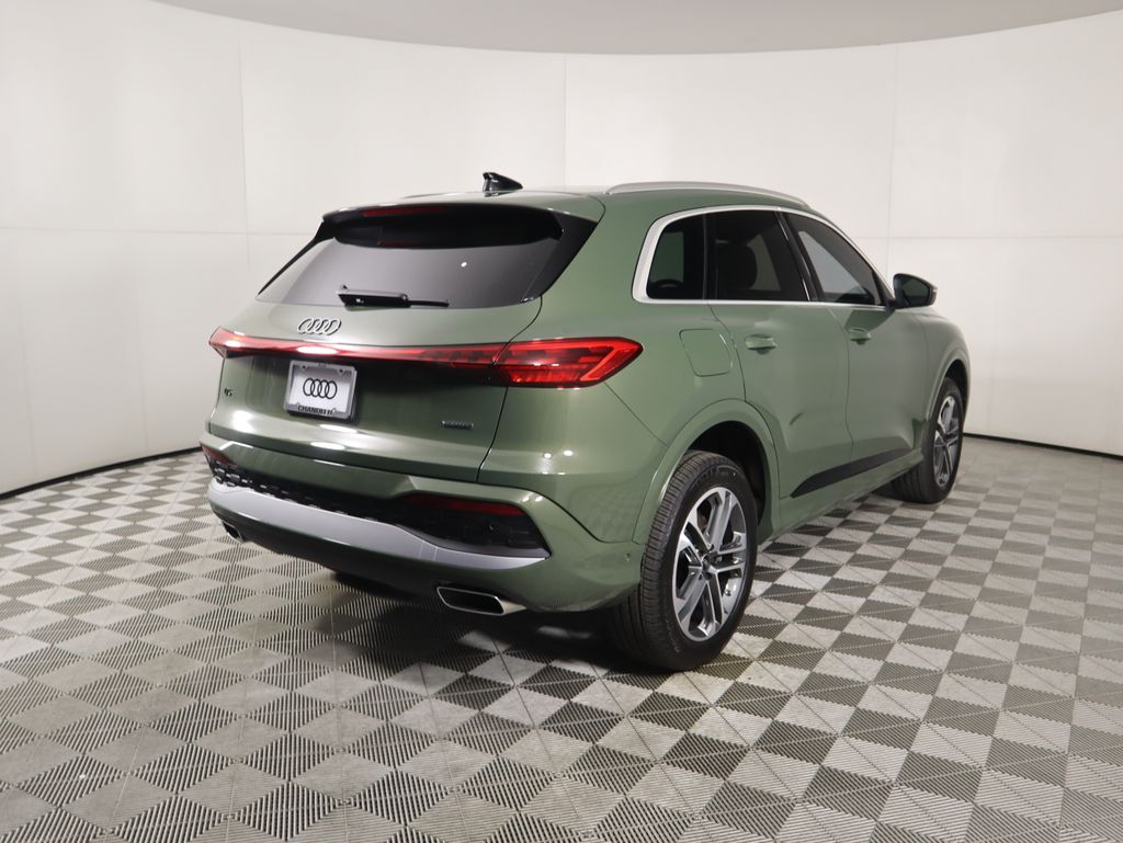 Thumbnail: 2025 Audi Q5 - 6