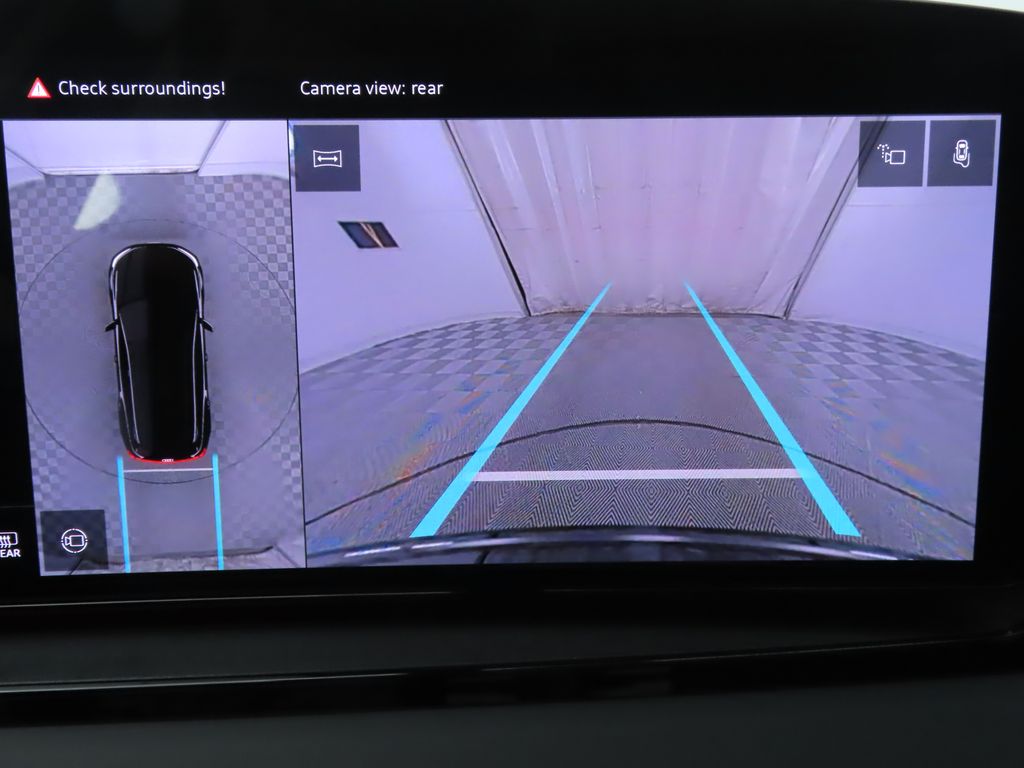 2025 Audi Q6 e-tron Premium 17
