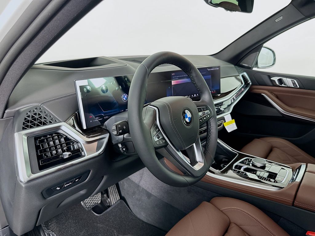 Thumbnail: 2026 BMW X5 - 9