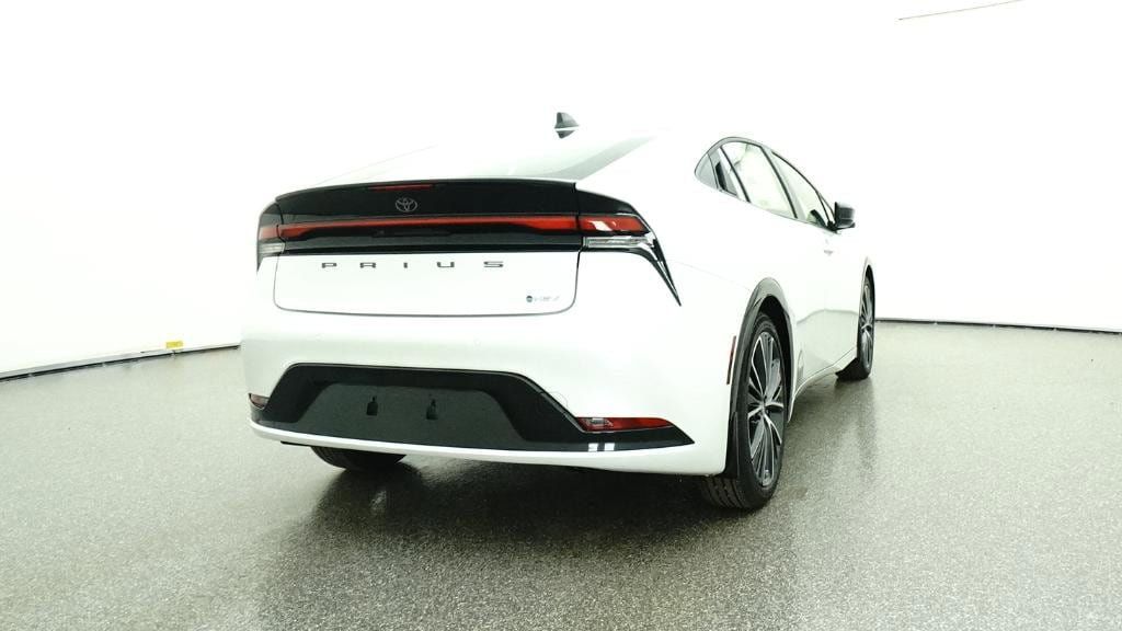 Thumbnail: 2026 Toyota Prius - 21