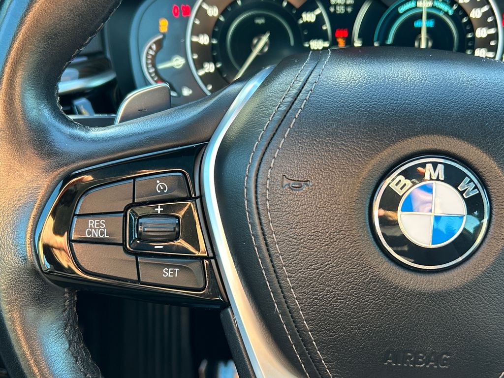 Thumbnail: 2018 BMW 5 Series - 19