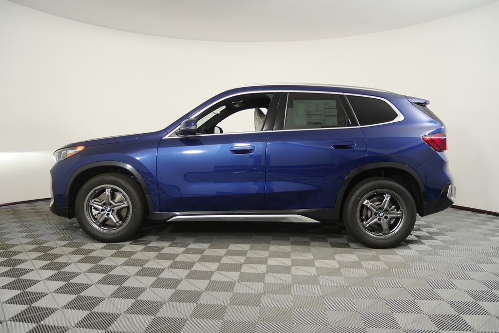 Thumbnail: 2025 BMW X1 - 6