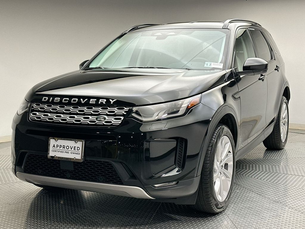 Thumbnail: 2022 Land Rover Discovery Sport - 1