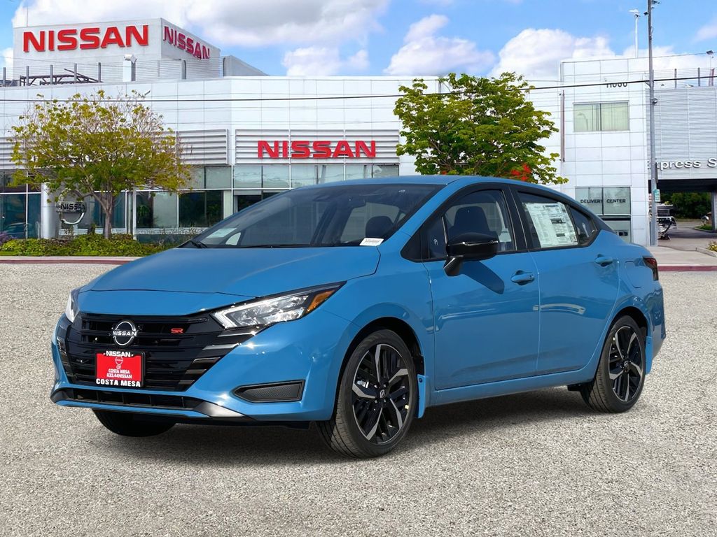 2025 Nissan Versa 1.6 SR