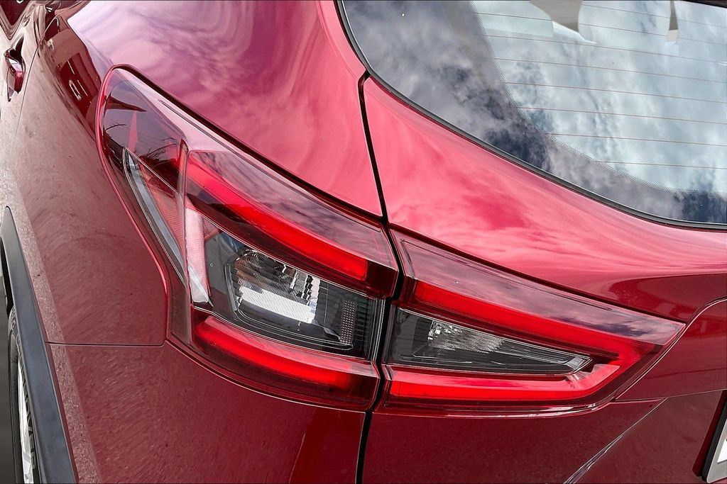 Used 2020 Nissan Rogue Sport SUV