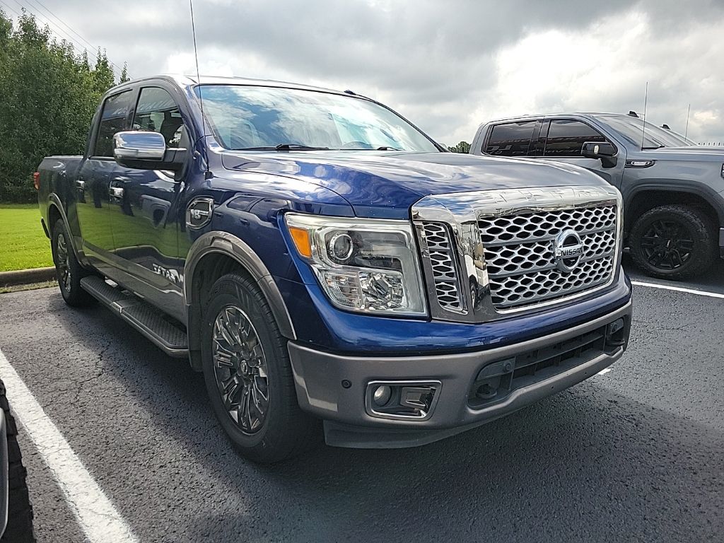 2017 Nissan Titan Platinum Reserve Crew Cab