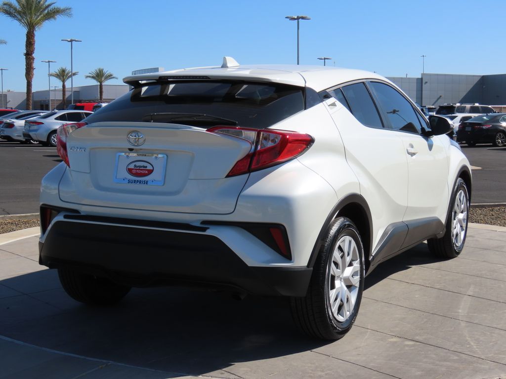 2021 Toyota C-HR LE 5