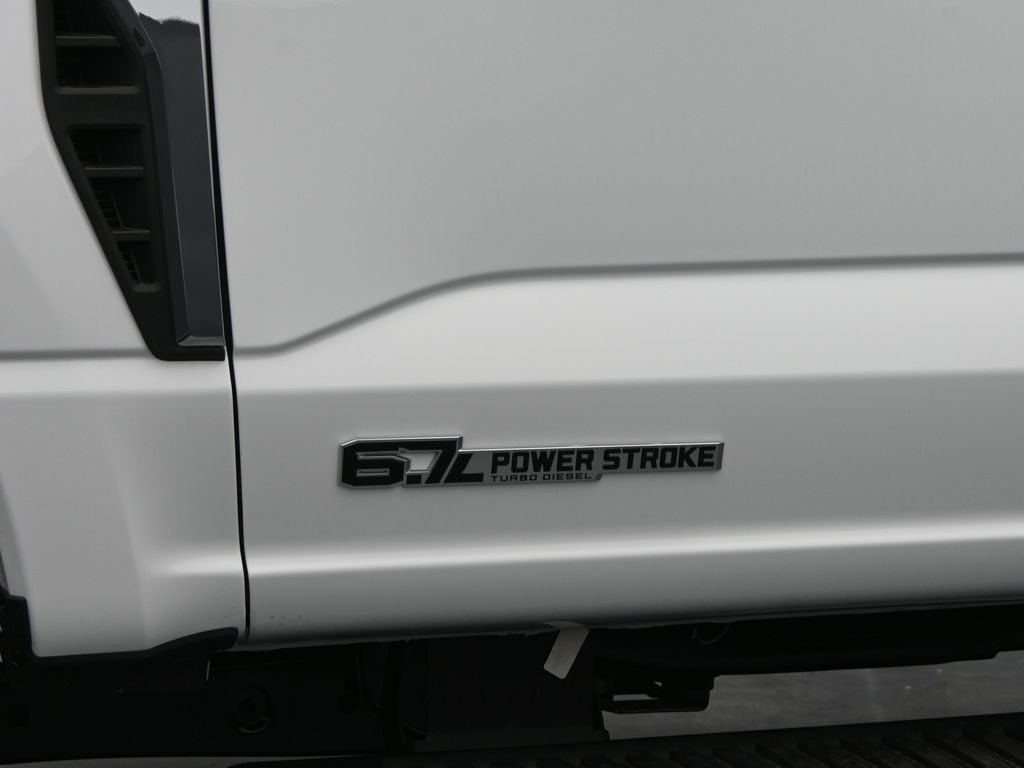2025 Ford F-250 Super Duty XLT