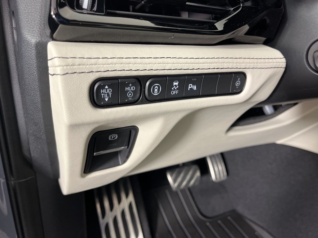 Thumbnail: 2026 Acura MDX - 32