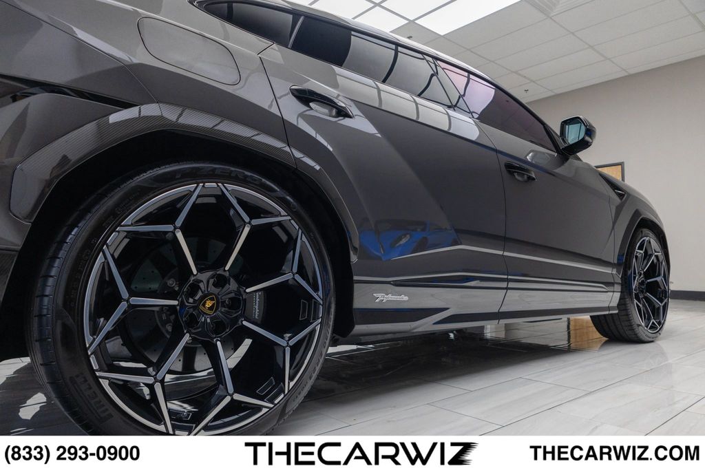 2023 Lamborghini Urus