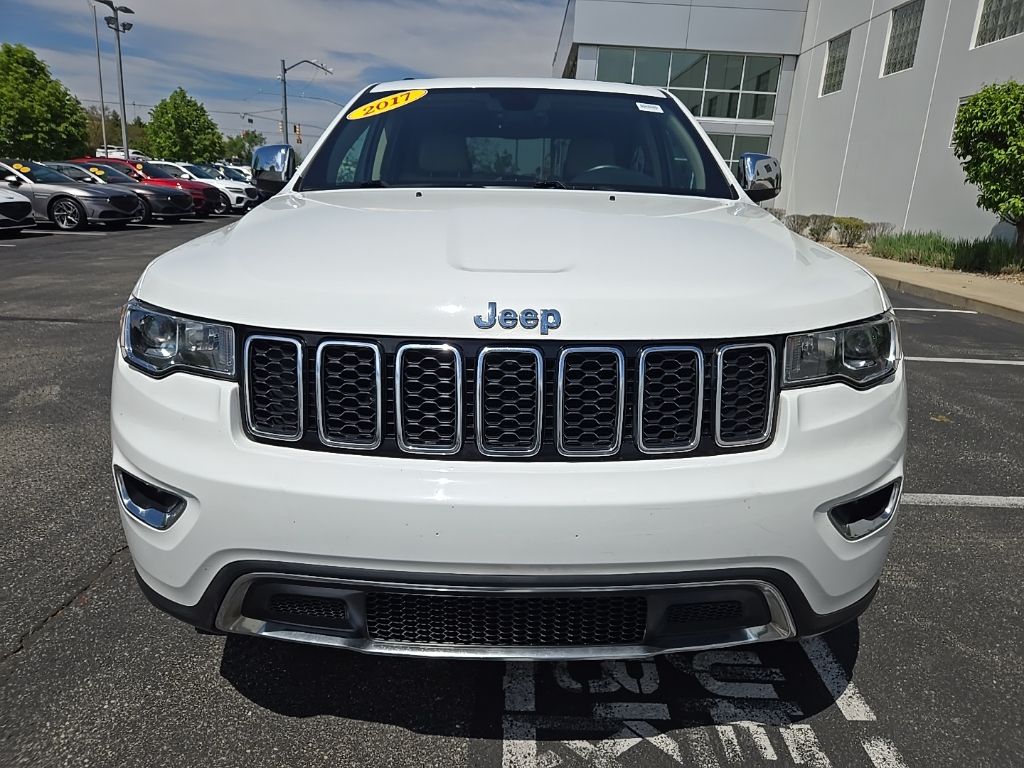 2017 Jeep Grand Cherokee Limited Edition 3