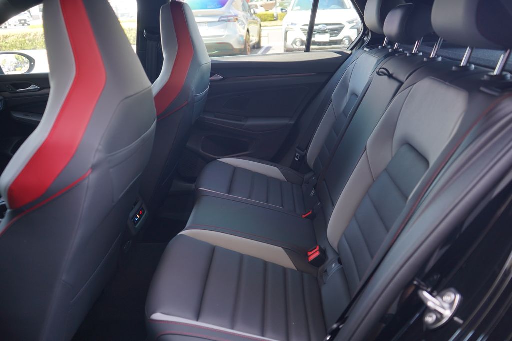 Thumbnail: 2025 Volkswagen Golf - 8