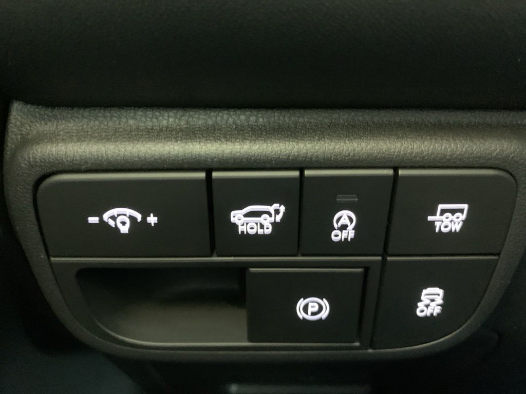 New 2026 White Hyundai SEL image 10